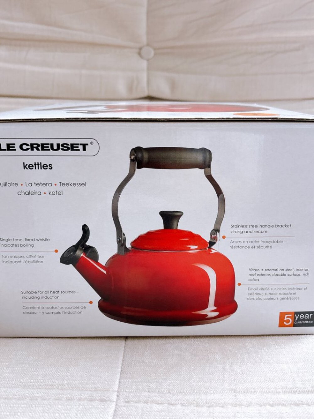 BRAND NEW LE CREUSET KITTLE